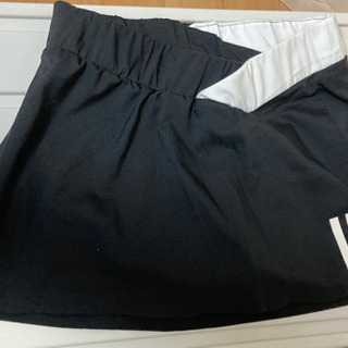 アディダス　スカート　黒　インナー付き　adidas