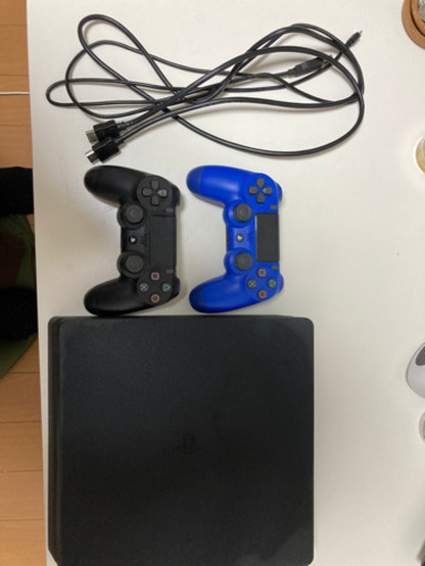 プレステ4本体とコントローラー2個《決まりました》