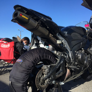 cbr600rr pc40 07年式　HRCフロントフォーク　バトルファクトリーバックステップ　アクラポマフラー cbr600rr pc40 07年式 HRCフロントフォーク バトルファクトリーバック