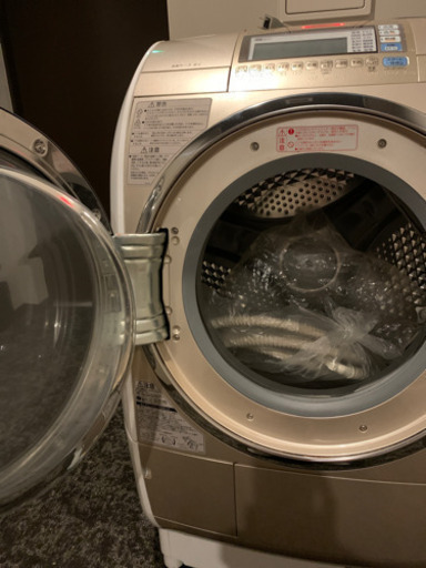 お値下け。HITACHI   ドラム洗濯機 10kg