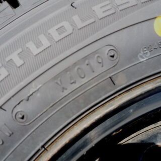 ◆ヴィッツ他 ダンロップ WINTERMAXX WM01 165/70R14 冬用 4本 2019年製 バリ山 スタッドレス◆