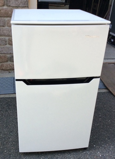 【RKGRE-598】特価！ハイセンス/Hisense/93L 冷凍冷蔵庫/HR-B95A/中古品/2017年製/当社より近隣無料配達！