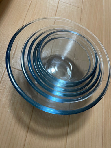 値下げしました】渦巻きガラスのボウル