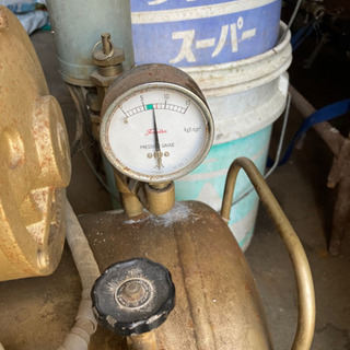 中古〉TOSCON コンプレッサー SLP7D-4S2 駆動確認済み