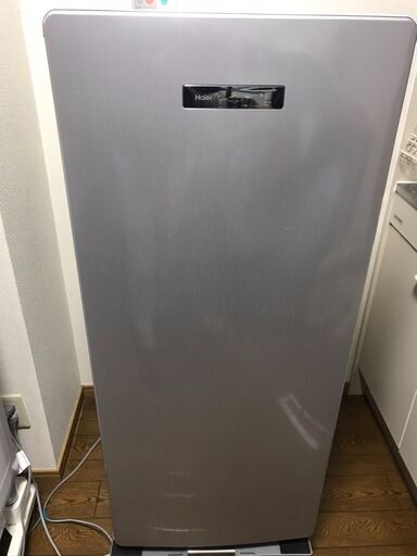 Haier　家庭用冷凍庫　138ℓ　JF-NUF138B シルバー　2020年製