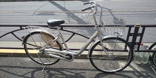 ★再利用自転車・ブリヂストン・26インチ・高級ベルト仕様・3段ギヤ・オートライト・シルバー