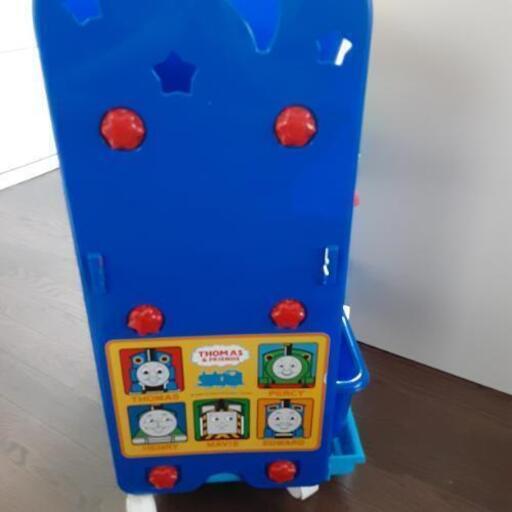 機関車トーマス子供部屋収納ケース５個付きおもちゃ棚 ノンノン 放出の収納家具 子供部屋用収納 の中古あげます 譲ります ジモティーで不用品の処分