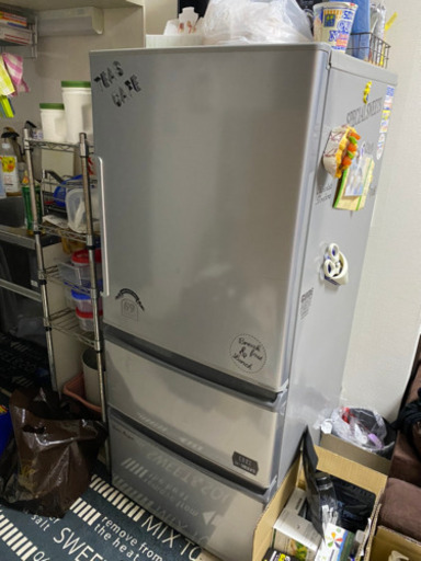 23名古屋市等送料無料★AQUA 冷凍冷蔵庫 AQR-13K(S) 20年製