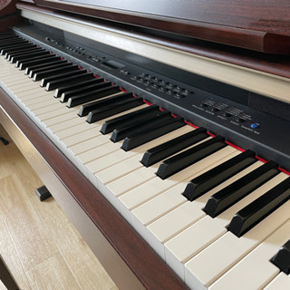 YAMAHA Clavinova CLP-330M