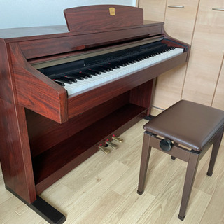 YAMAHA Clavinova CLP-330M