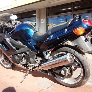 NO.3730 ZZR400 N型 水冷4サイクル16バルブ4気筒エンジン