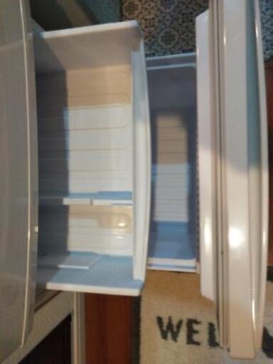 冷蔵庫、洗濯機、一人暮らし　各6000円