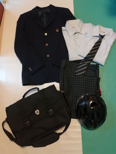 愛媛県東温高校制服　冬用男子　美品(3ケ月程度の使用）　※カバン、ヘルメット付き