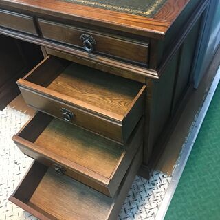 【愛品館八千代店】英国　オールドチャーム　ペデスタルデスク　両袖机【愛八GS】