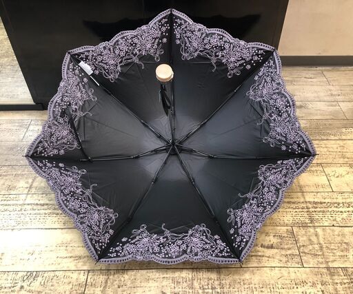 きまりました美品ニナリッチnina Ricci花柄黒日傘サマーシールド防水折り畳み傘刺繍 ユニオン 的場町の小物 折りたたみ傘 の中古 古着あげます 譲ります ジモティーで不用品の処分