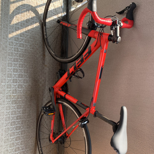 ロードバイクFELT マットレッド ロードバイクFELT マットレッド