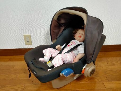 コンビ クーハンにもなる車のベビーシート えま 矢野のベビー用品 チャイルドシート の中古あげます 譲ります ジモティーで不用品の処分