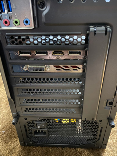 ゲーミング用デスクトップパソコン