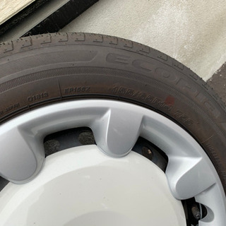 ほぼ新品　ムーヴキャンバス　ホイール・タイヤ4本セット（ホイールキャップ付き）