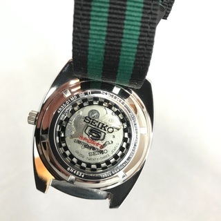 SEIKO セイコー5スポーツ 裏スケ 自動巻オートマ 鬼滅の刃文字盤 