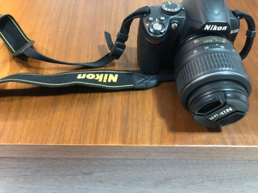 Nikon ニコン 一眼レフ D3000 レンズ付き