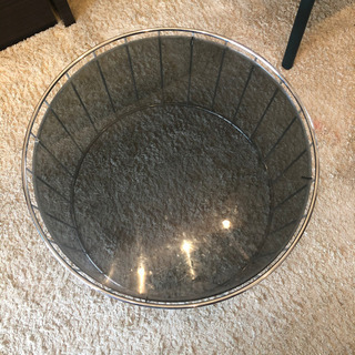 Minotti ミノッティ VAN DYCK ヴァンダイク ガラス天板 テーブル 入荷！！ | SELUNO セルーノ