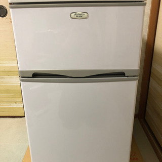 2015年製　冷蔵庫　96L  お相手決定しました