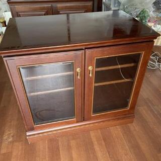 マルニ ローボード二点