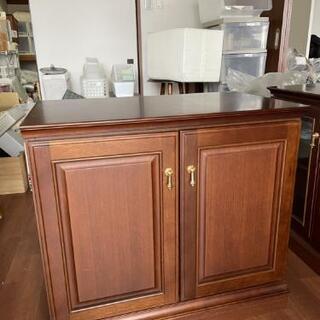 マルニ ローボード二点