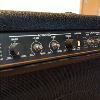 ROLAND　ベースアンプ　BN-100