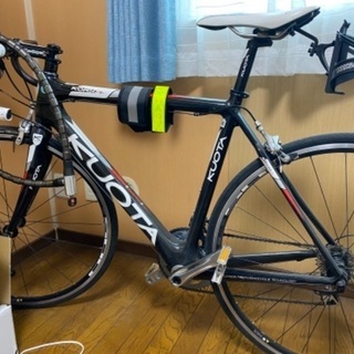 【ネット決済】フルカーボンロードバイク　KUOTA KORSA大...