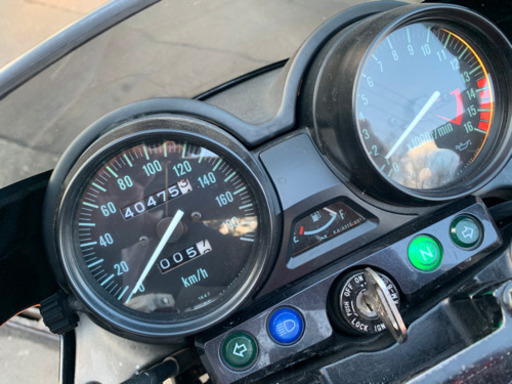 KAWASAKI zrx400  後期型　車検1年　予備マフラー付き KAWASAKI zrx400 後期型 車検1年 予備マフラー付き