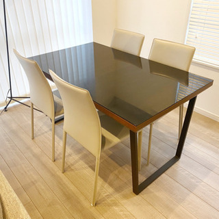 ダイニングチェア　スタッキングチェア4脚　定価57,200→39,000円