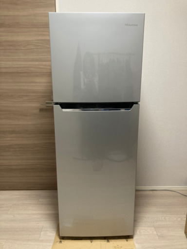 美品　ハイセンス　2ドア冷凍冷蔵庫　227L  2018年製　HR-B2301