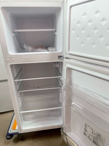 □都内近郊無料で配送、設置いたします□2019年製 左右付け替えドア  