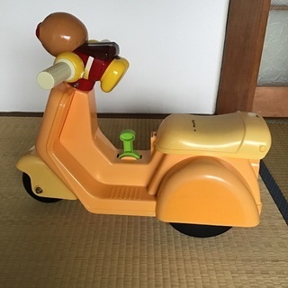 アンパンマンのバイク　室内用乗用おもちゃ