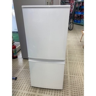 4/22💗SHARP/シャープ 冷蔵庫 SJ-D14B-W 2015年製 137L 2ドア💗