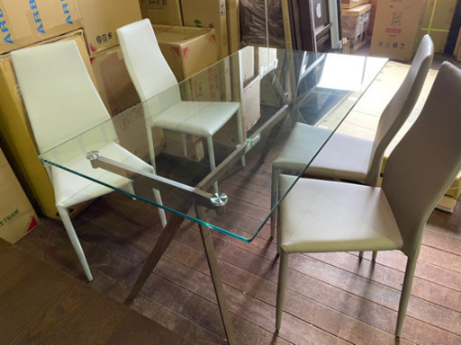 食卓5点セット　ガラステーブル　椅子茶色2 グレー2