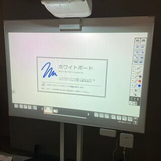 EPSONビジネスプロジェクター EB-1430WT IZUMI-COSMOプロジェクタ