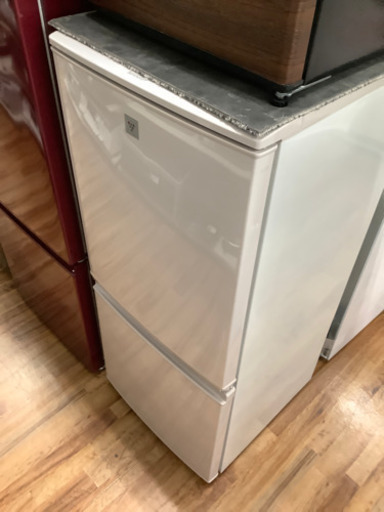 大きな割引 2ドア冷蔵庫 SHARP(シャープ) 2016年製 137L 冷蔵庫