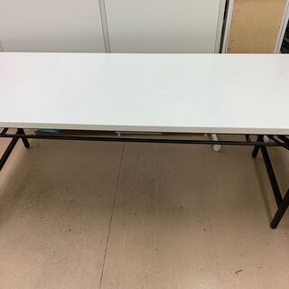 会議用折り畳み長テーブル