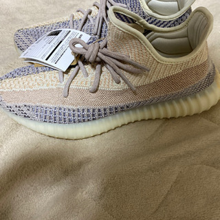 ‼️yeezy boosy 350 v2 ash peal  28.5cm