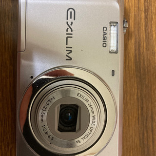 カシオカメラ　E X-ZS5