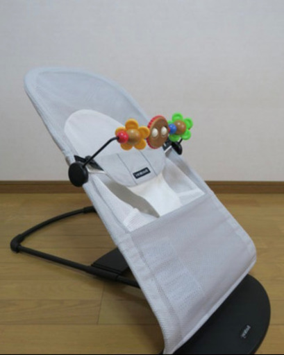 ベビービョルンバウンサーと専用おもちゃ★メッシュグレー