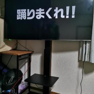 ☆値下げしました 2019年製 Hisense 55U7E 55型4K対応薄型液晶テレビ（4Kチューナー内蔵）＋テレビ台付