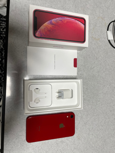 iPhone XR 128GB RED（SIMフリー）