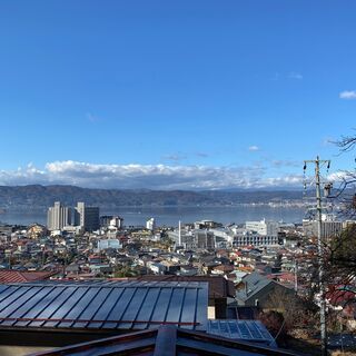 賃貸戸建て 諏訪湖が一望できる抜群の眺望 庭付き4dkの戸建てです 敷金1ヶ月分と火災保険料ですぐにご入居いただけます フリーレント1ヶ月 Electrkarm 上諏訪の一戸建ての不動産 住宅情報 無料掲載の掲示板 ジモティー