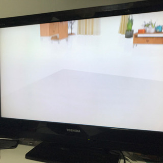 3【東芝】液晶テレビ 32型 2010年 リモコン無し 動作品