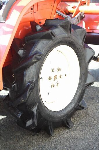 SOLD OUT】クボタ トラクター ASTE A-15 15馬力 4WD 尾輪【清掃・簡易