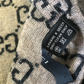 お値下け交渉可】GUCCI グッチ マフラー